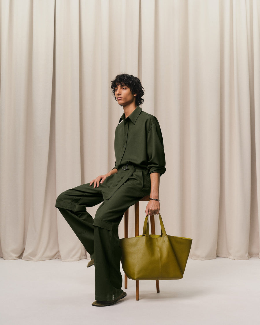 Green Wool Back Slit Loose Shirt